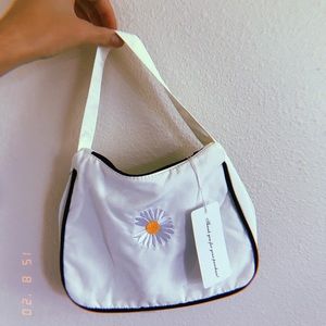 Vintage white shoulder bag